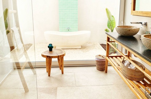 Poco Partido Villa | Luxurious villa with fully walled private garden and private swimming pool