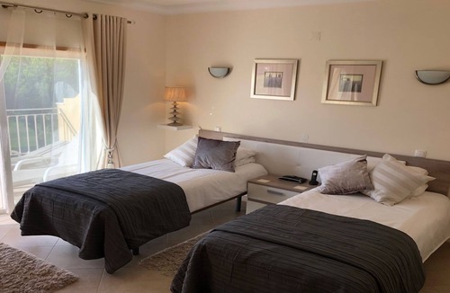Atalaia House | Luxury 3 Bedroom Villa on Boavista Golf Resort, Lagos