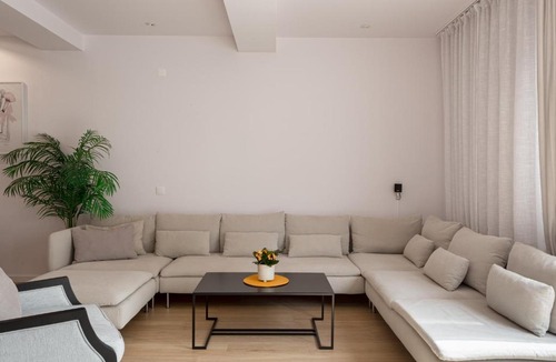 Santo Antonio Apartment | Luxury 4-Bedroom Residence in Prime Lisbon