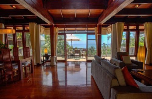 Cherngtalay Villa | Luxury 4 bedrooms Villa with Seaview Infinity Pool overlooking Surin Beach