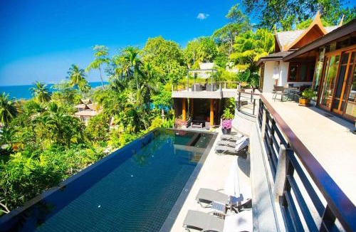 Cherngtalay Villa | Luxury 4 bedrooms Villa with Seaview Infinity Pool overlooking Surin Beach
