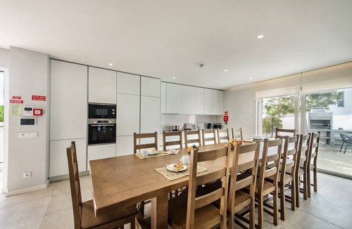 Areias de Sao Joao Villa | Luxury 6BR Villa Margarida | Pool, Hot Tub & Walk to Albufeira Strip