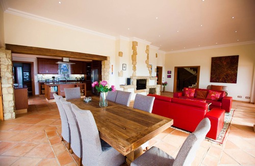Estombar Villa | Luxury Four Bedroom Villa With Pool and Panoramic Sea View.