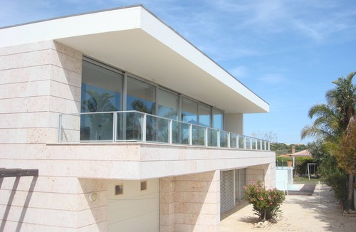 Porto de Mos Villa | Luxury modern villa with infinity pool, spectacular views and perfect location