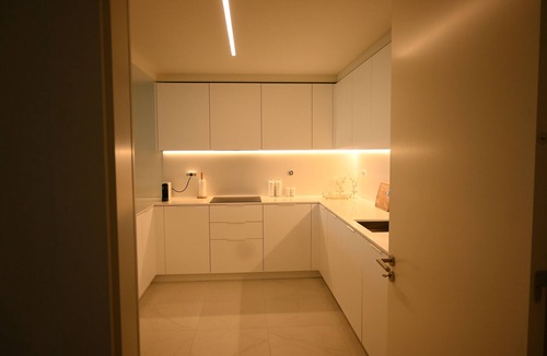 Armacao de Pera Apartment | Luxury new, beachfront ocean view, 3-bedrooms! Gym, heated indoor pool & SPA.