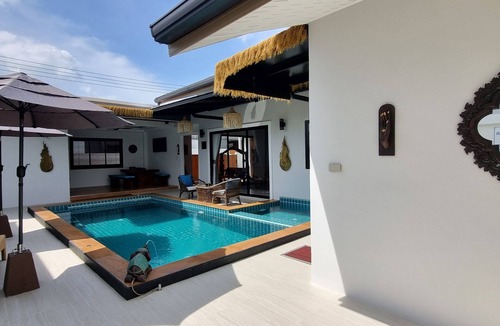 Krabi Villa | Luxury Private Pool Villa for 10 Guests – 8 Mins to Ao Nang Beach"