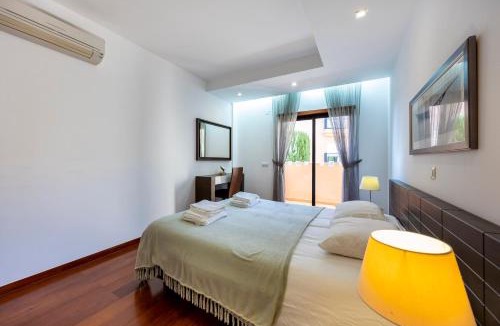 Praia da Luz Apartment | Luz Beach Luxury Apartment