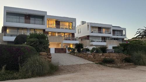 Luz Villa | Luz - Private Pool - 10 Guests - Lagos