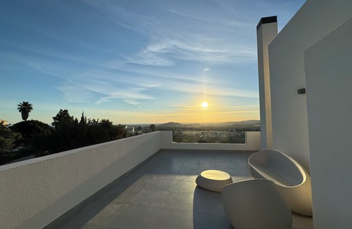 Canal House | Magnificent vacation home in the Algarve - fully renovated - sea view