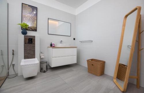Rawai Hotel | Mango Hill Residence