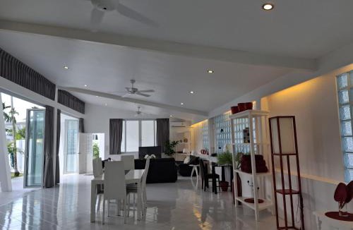 Pa Klok Villa | Mango Villa