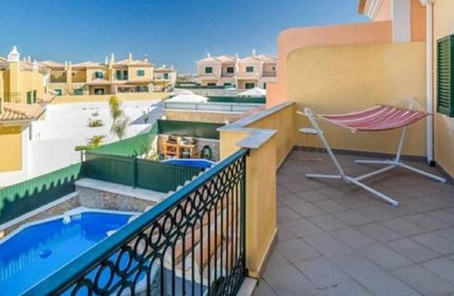 Guia House | Marvelous Relaxing Villa with Private Pool