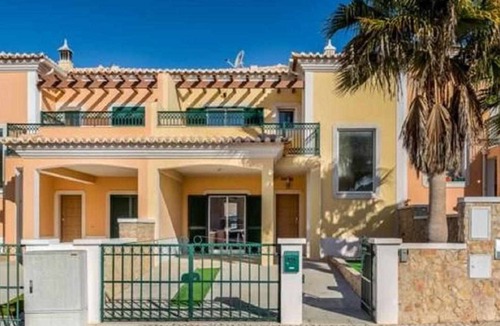 Guia House | Marvelous Relaxing Villa with Private Pool