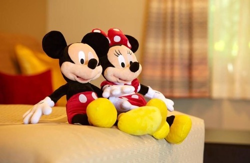 Anaheim Resort Hotel | Memorable Stay w/Outdoor Pool, Near Attractions, & Steps from Disney Fun
