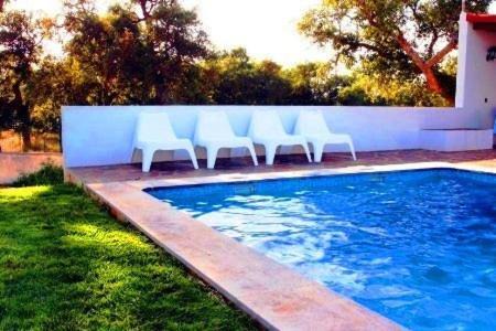 Bicos Villa | Monte Azul - Casas de Campo do Junqueirinho