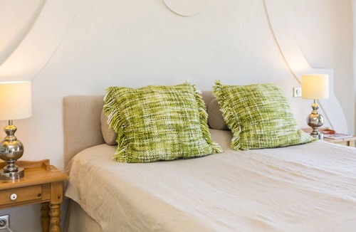 Quatrim do Sul Villa | Moorish Villa By The Getaway Collection