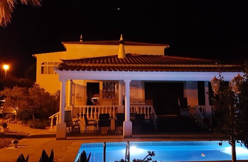 Castro Marim House | Nettes Ferienhaus in Altura mit Gepflegtem Garten by Interhome