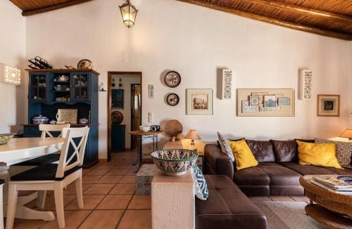Gale Villa | NEW! 4bedroom Villa - Private Pool and Sea view