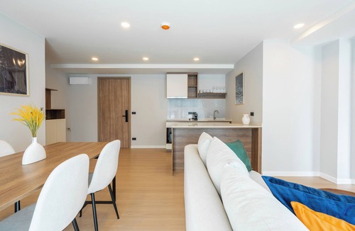 Cherngtalay Apartment | New Coastal 2BR Best Location Boat Avenue-Bangtao I Bella Space