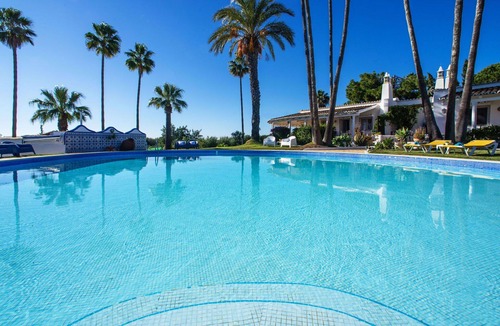 Luz de Tavira House | Nice apartment in villa for 4 guests with pool, WIFI, TV and terrace