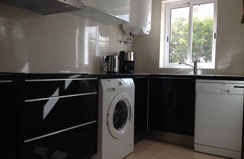 Calicos Apartment | OLD TOWN, Apt. 70m2 on Avenida da Liberdade, AIR CONDITIONING/SWIMMING POOL/FREE Wi-Fi