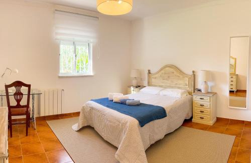 Lagoa de Albufeira House | Paradise in Lagoa - House Near the Beach with Garden & BBQ