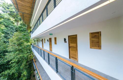 Kamlon Hotel | Passion Resort Kiriwong