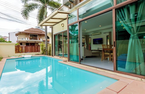 Nanai Road Apartment | Patong Bangla Walk Street City Hub V107