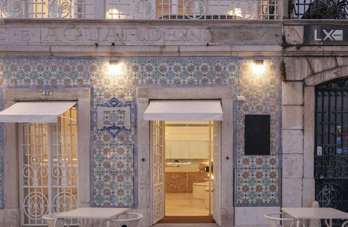 Se Hotel | Polished Studio | Heart of Historic Lisbon | Near Time Out Market & Alfama