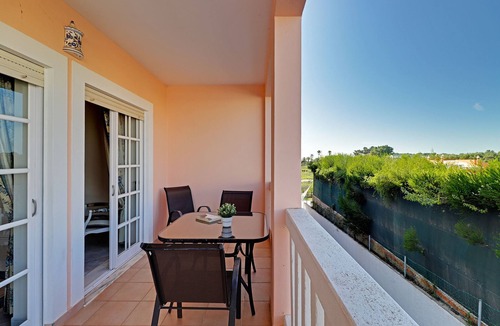 Portimao City Centre Apartment | PORTIMÃO SOLAR DO VAU WITH POOL by HOMING