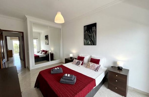 Penina Apartment | PORTIMÃO TYPICAL