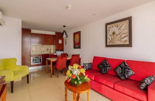 Santa Eulalia Hotel | Praia da Oura Coastal Retreat! Direct Beach Access w/Outdoor Pool