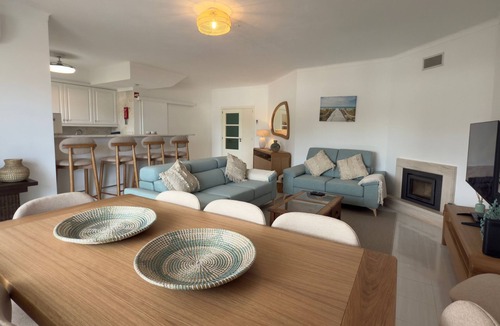 Torralta Apartment | Prainha L&A Penthouse, 3 Bedrooms (3 wc),2 ensuite, Sea Views, Avor, Private Park