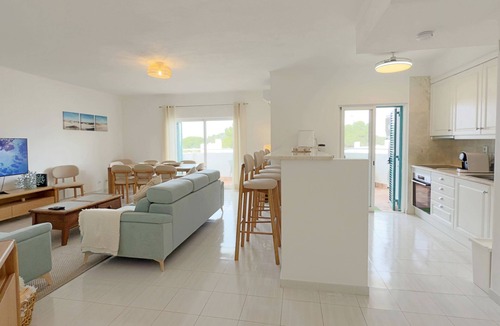 Torralta Apartment | Prainha L&A Penthouse, 3 Bedrooms (3 wc),2 ensuite, Sea Views, Avor, Private Park
