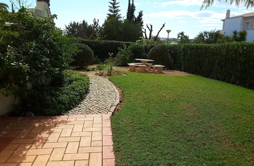 Portimao House | Private vacation villa w. Pool 10x5 m (heatable), 3 bedrooms (bathroom en suite)