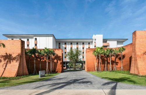 Takua Pa Hotel | Pullman Khao Lak Resort