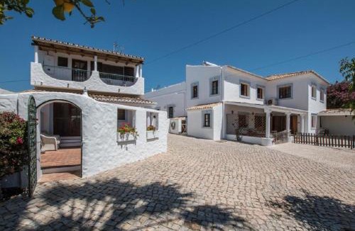 Boliqueime Villa | Quinta Grande de Boliqueime by Portucasa