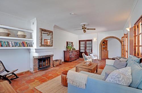 Boliqueime Villa | Quinta Grande de Boliqueime by Portucasa