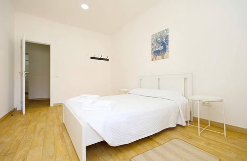 Alfarrobeira House | R - Bedroom 5 in Casa do Moinho Guesthouse
