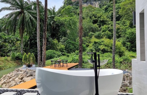 Nong Thale Villa | Red Cheek Mountain Villa