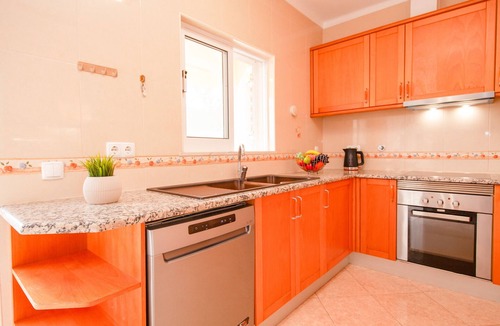 Lagoa e Carvoeiro Villa | Relaxing villa with pool and BBQ