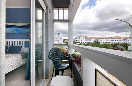 Sao Bras de Alportel Apartment | Room 'Duplo Superior' with Balcony, Wi-Fi and Air Conditioning