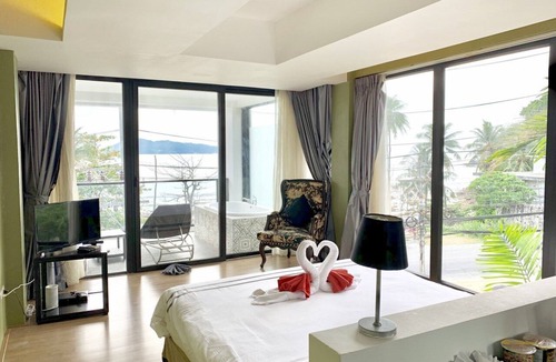 Patong Villa | ⭐Sanctuary Loft Villa 18BR Sleeps 38 w/Pool&Beach
