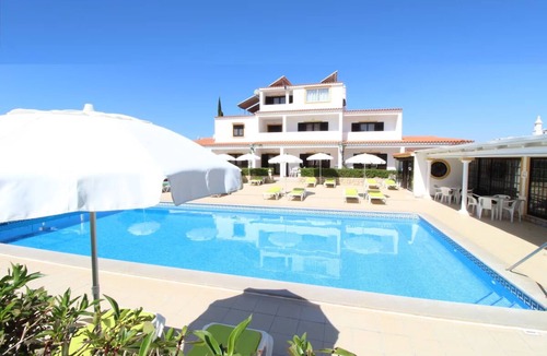 Albufeira Hotel | Scenic Albufeira Getaway Near the Coast and Buzzing Nightlife Scene
