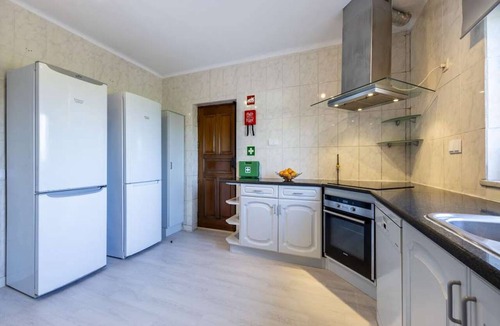 Lagoa e Carvoeiro Villa | Secluded Carvoeiro Villa | 3 Bedrooms | Villa Urzais | Modern Interiors
