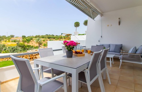 Patroves Villa | Serenity 09 House by Stay ici