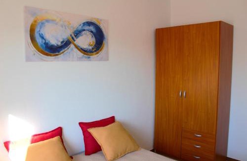 Lagoa de Albufeira House | Seriz Beach House - Family Villa with Pool, BBQ & Garden Near the Beach