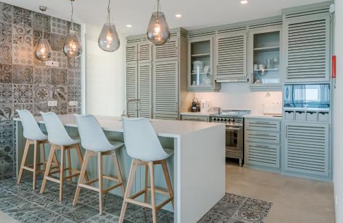 Praia da Rocha Apartment | Shantivillas Portimão