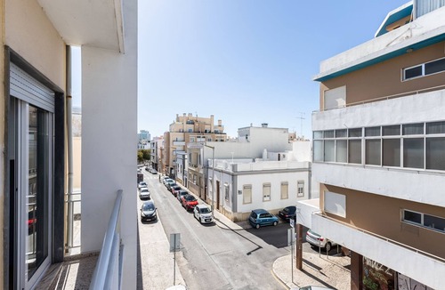 Faro City Centre Apartment | Sooty Blue Apartment, Wifi