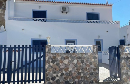 Sao Miguel do Pinheiro Villa | Spacious House in a Quiet Alentejo Village - 4 Bedrooms and Patio with BBQ